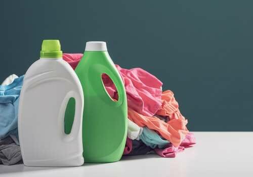 4 environmentally friendly laundry products detergents