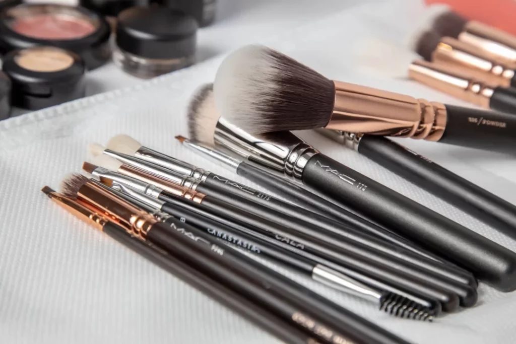 eco friendly makeup brushes